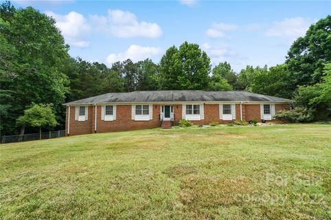703 Candlewick Drive sold home in Woodbridge Run, Salisbury, NC