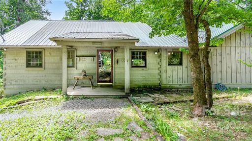 499 E Poplar Drive sold home in Green Mtn Estates, Hendersonville, NC