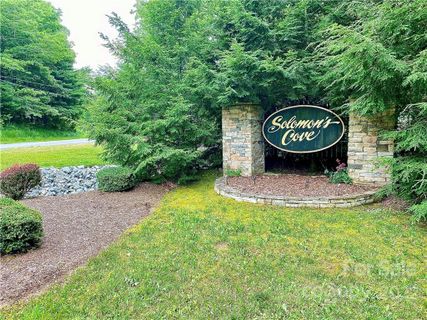 87 Solomons Cove Road 1-2 sold home in Solomons Cove, Flat Rock, NC