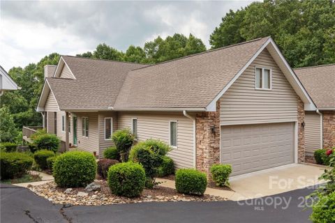 2206 E Cumming Woods Lane 10