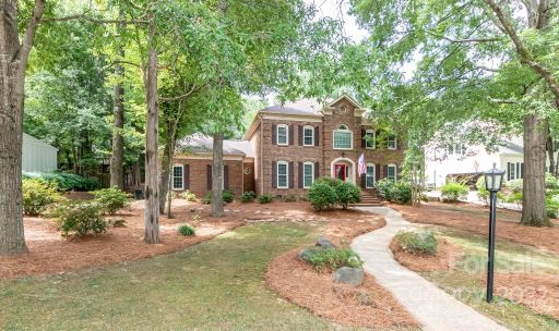 230 Rose Arbor Lane sold home in Greygate, Matthews, NC