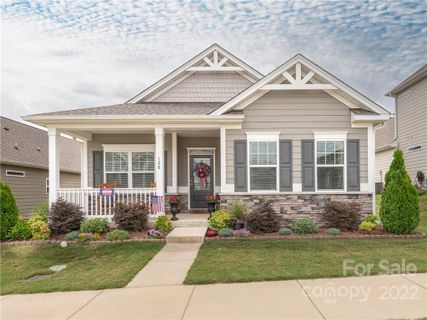 128 Kingston Drive