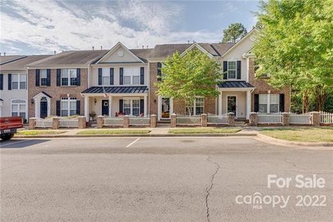 812 Dillard Road