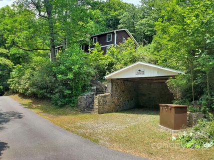 381 W Virginia Terrace