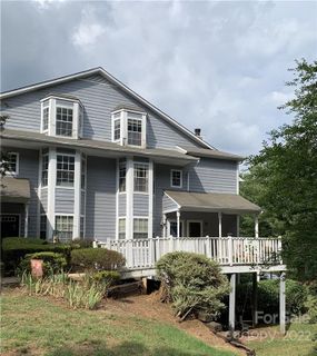 6055 Treetop Court