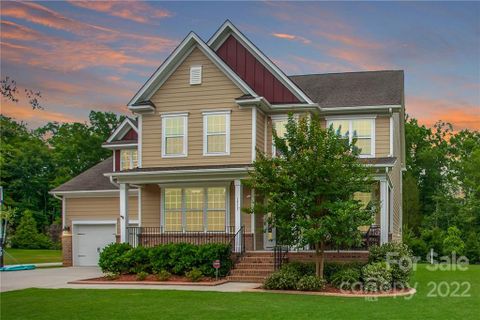1317 Pinewalk Drive