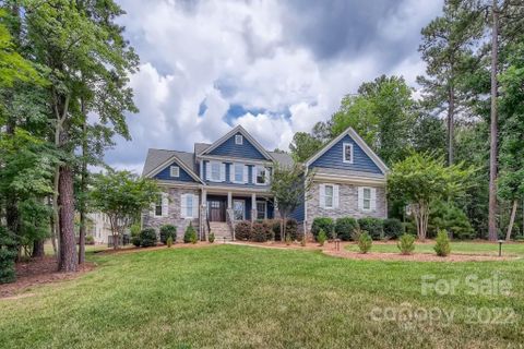 324 Kenway Loop