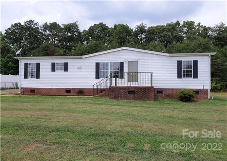 4822 Broken Pine Lane