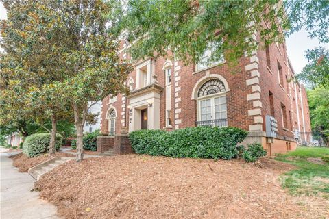 712 Louise Avenue 104