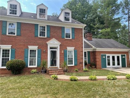 11241 Coachman Circle