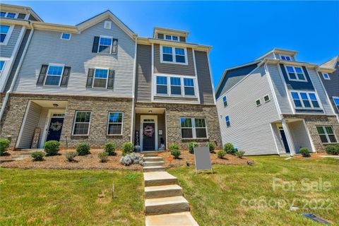 8232 Waxhaw Highway