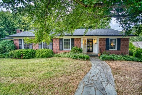 119 Moore Drive sold home in downtown, Belmont, NC