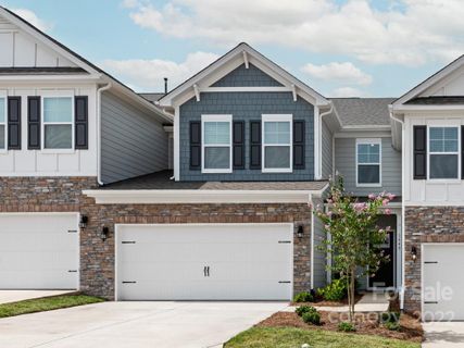 1645 Pendula Lane