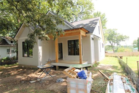 1306 Hyman Avenue sold home in Hyman Heights, Hendersonville, NC