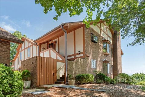 304 Fleetwood Plaza sold home in Fleetwood Plaza, Laurel Park, NC