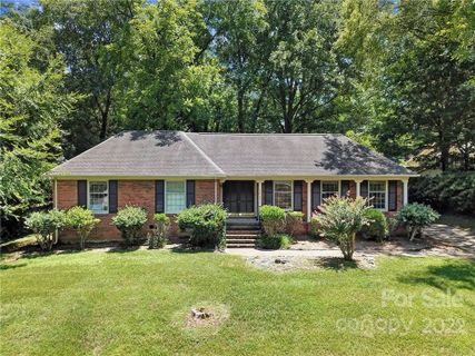 7017 Queensberry Drive