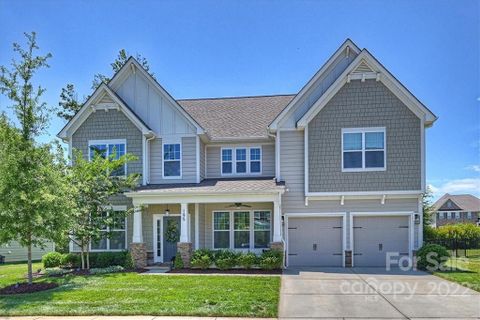 195 Canoe Pole Lane