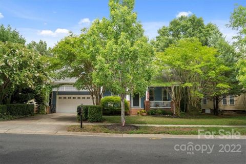123 Shoreline Parkway
