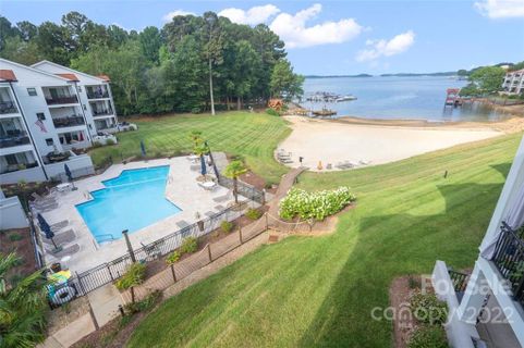 17811 Half Moon Lane U sold home in Half Moon Bay, Cornelius, NC