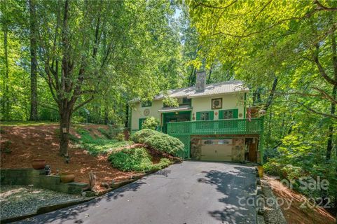 105 Chestnut Circle