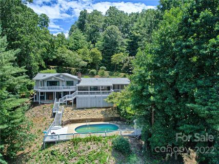 43 N Marley Drive sold home in Butt Mountain Estates, Flat Rock, NC