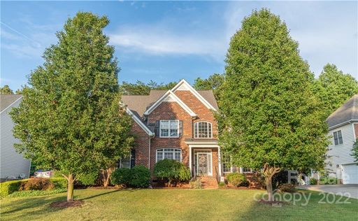 212 Forest Walk Way