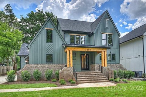 3209 Mayfield Avenue