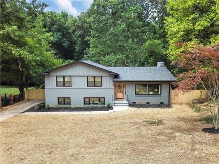 2221 Wensley Drive