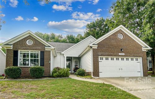10400 Worsley Lane