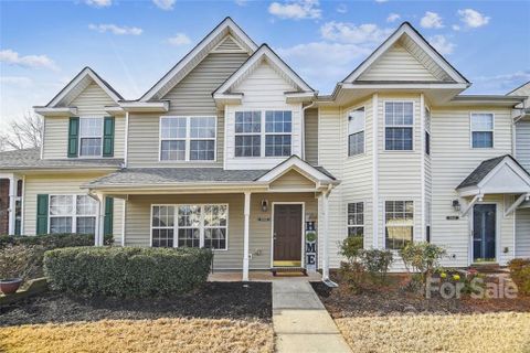8043 Long House Lane
