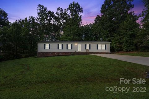 108 Sunwood Court