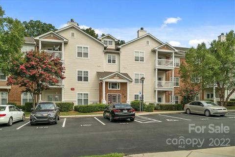 9944 Hyde Glen Court
