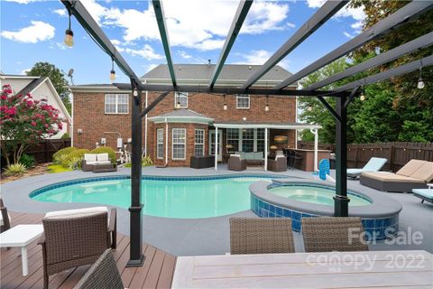 5003 Holly Park Drive