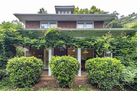 6 Brucemont Circle sold home in Horneyhurst, Asheville, NC