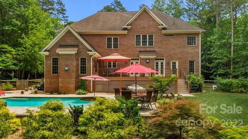 126 Burnell Place