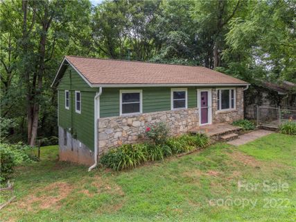 319 Fairfax Avenue sold home in Rhododendron Heights, Asheville, NC
