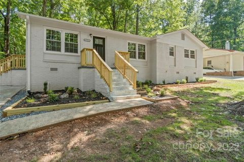1208 Northwoods Drive sold home in North Woods, Kings Mountain, NC