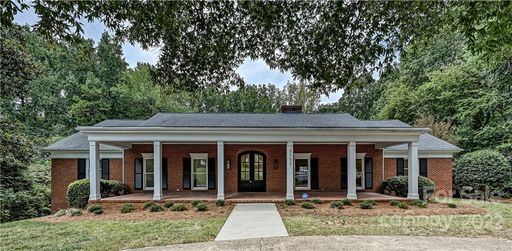 3752 Larkston Drive sold home in Kingswood, Charlotte, NC