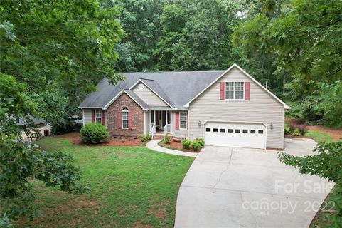 372 Maple Ridge Circle