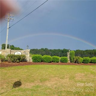 1390 Trotter Circle 21 sold home in Saratoga, Mount Pleasant, NC