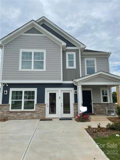1112 Barcliff Drive 002