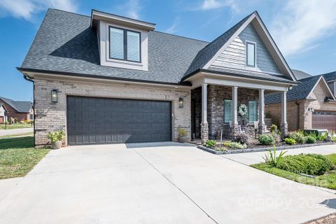 1109 Golden Hill Lane