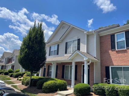 8010 Stoneham Court