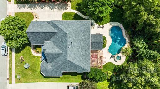8201 Avanti Drive sold home in Providence Glen, Waxhaw, NC