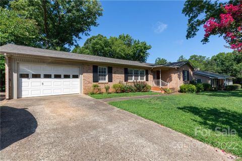 695 Bancroft Drive