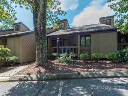 182 West Lake Drive Unit 1403