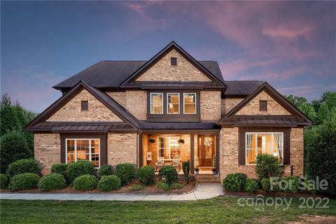 7219 Yellowhorn Trail