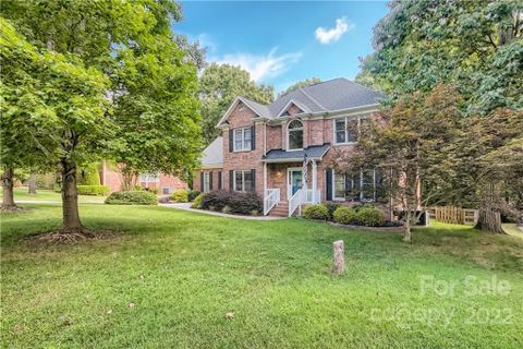 1301 Chandlers Field Drive sold home in Berkshire, Waxhaw, NC