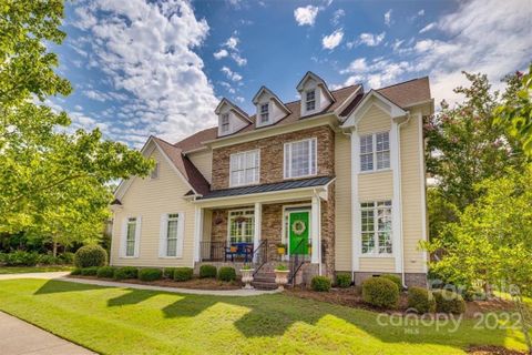 199 Shoreline Parkway