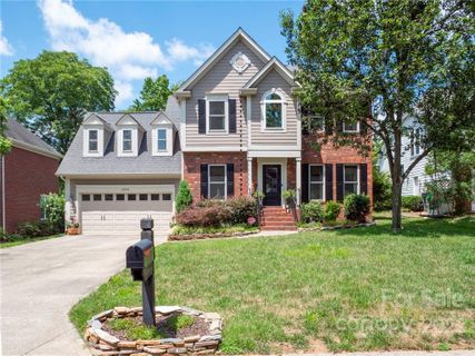 6208 Caslon Court